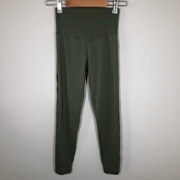 OFFLINE by Aerie Olive Green Workout Set Size Small - Picture 2 of 8